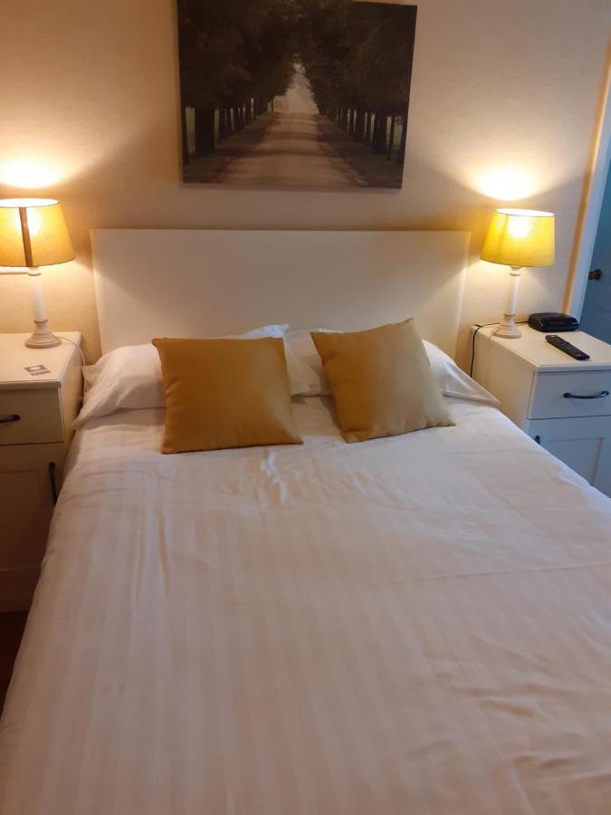 Crossroads House Otel Carlisle  Dış mekan fotoğraf